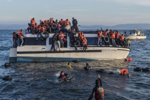 Syrische und irakische Flüchtlinge kommen an Skala Sykamineas (Lesbos) an